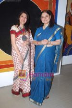 at group art show hosted by Sunil Sethi in Jehangir Art Gallery on 17th Jan 2011 (9).JPG